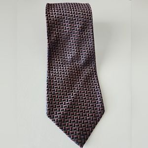 PAUL STUART GEOMETRIC‎ HANDMADE 100% SILK NECK TIE MADE IN THE USA